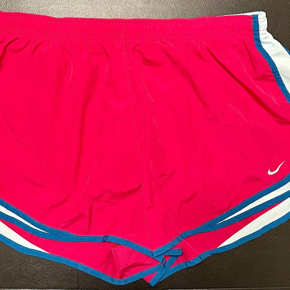Nike Womens Tempo Dri-FIT Shorts Pink / White / Navy 2X